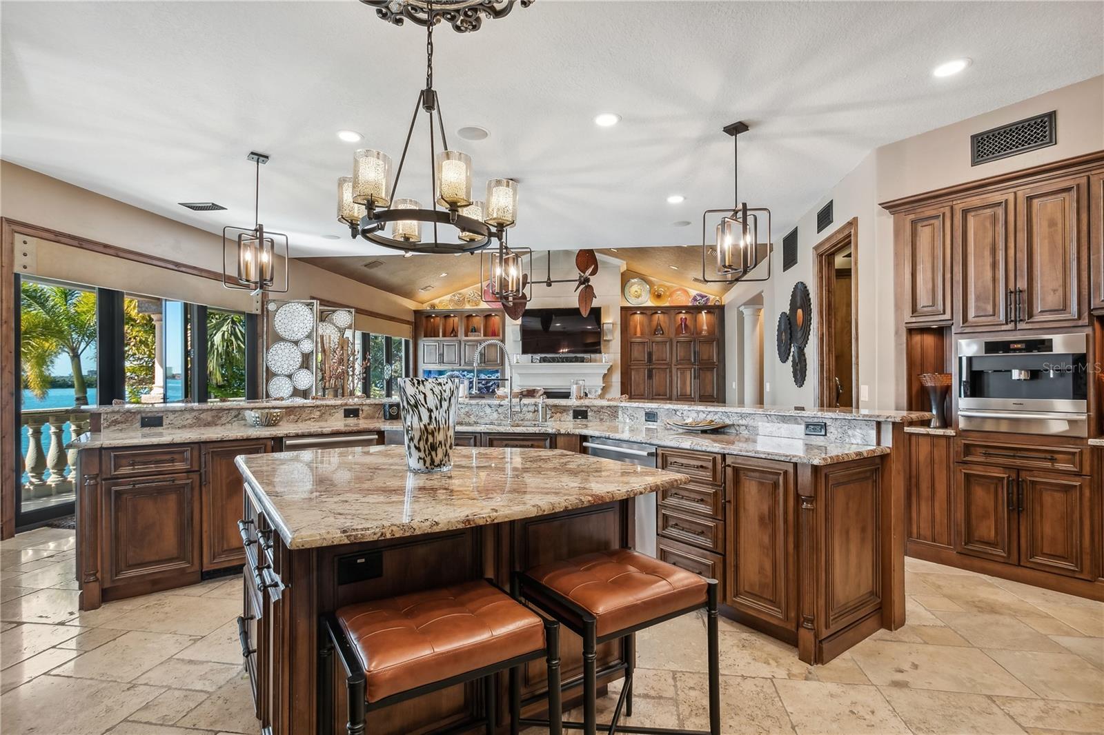 KIPPS COLONY ESTATES AT PASADENA YACHT/COUNTRY CL - Residential