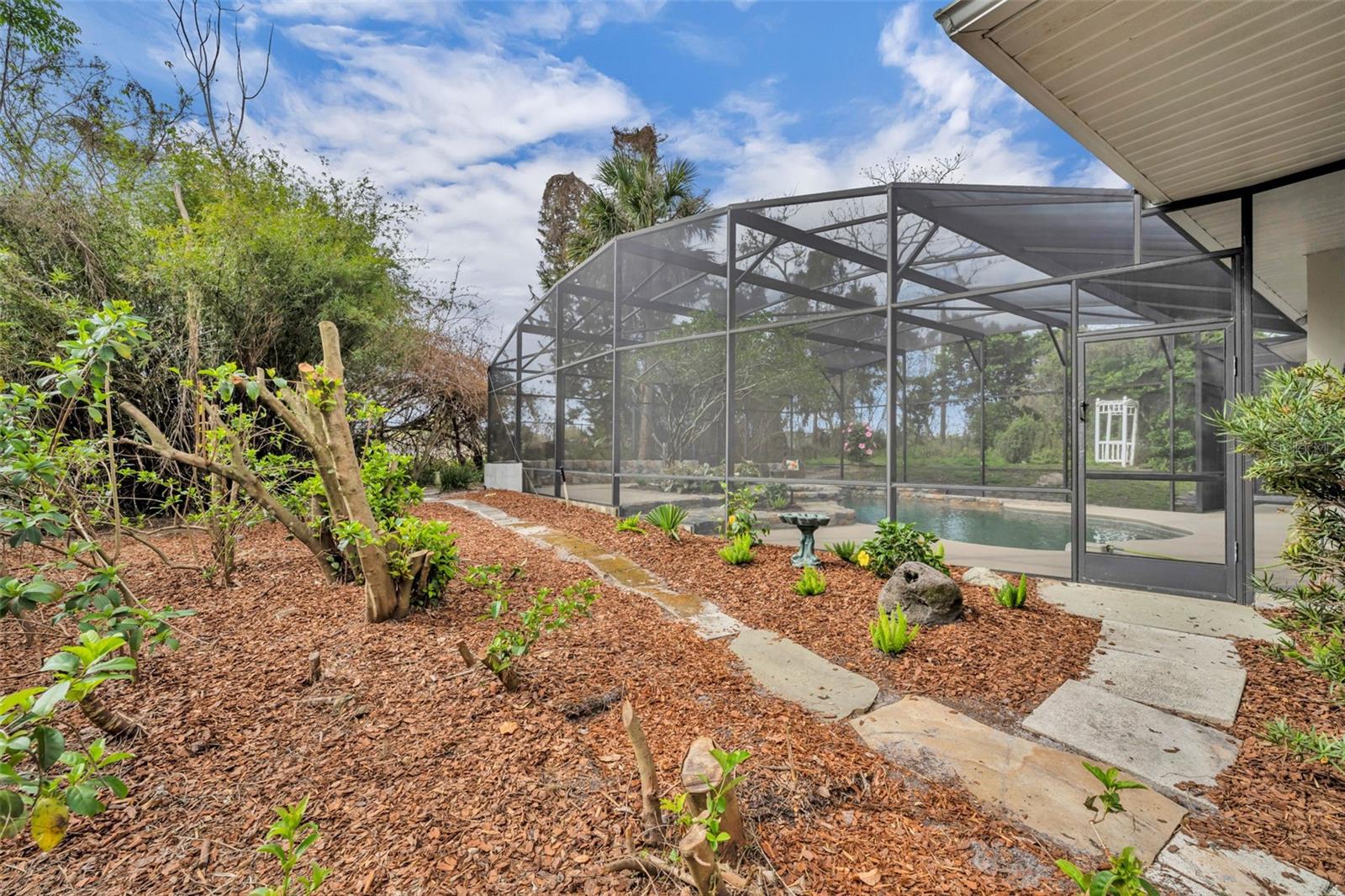 TEMPLE TERRACE - Residential