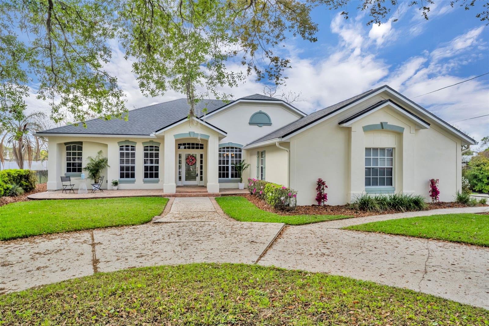 TEMPLE TERRACE - Residential