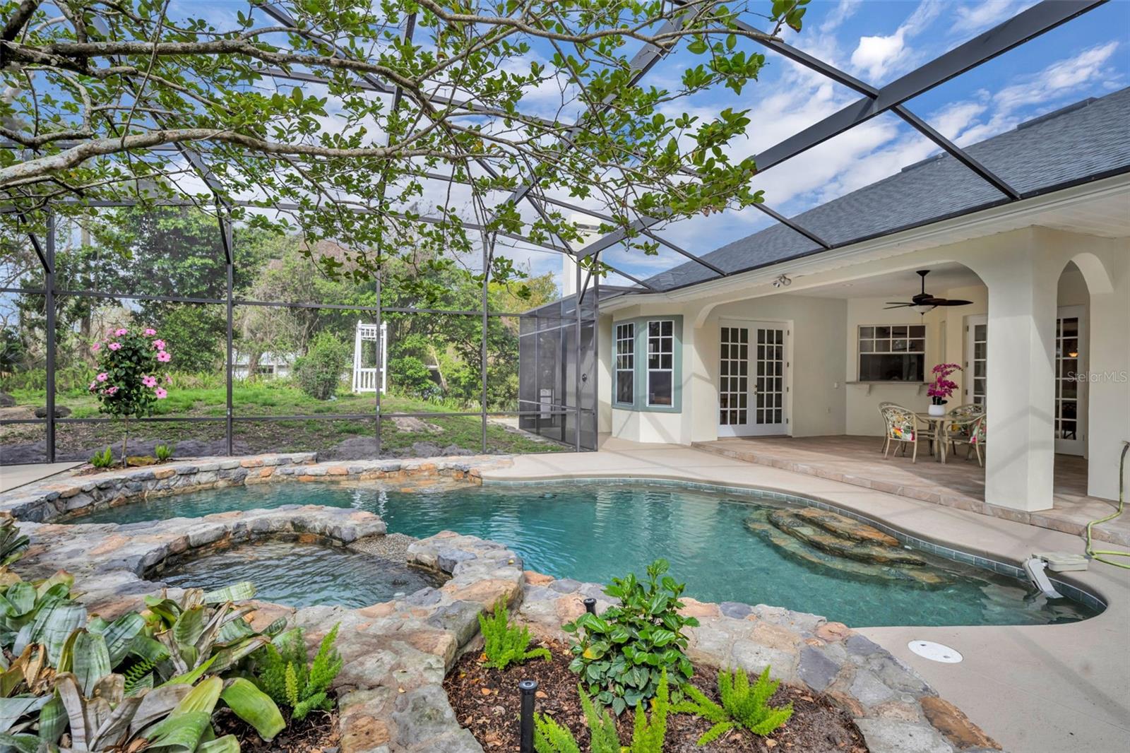 TEMPLE TERRACE - Residential