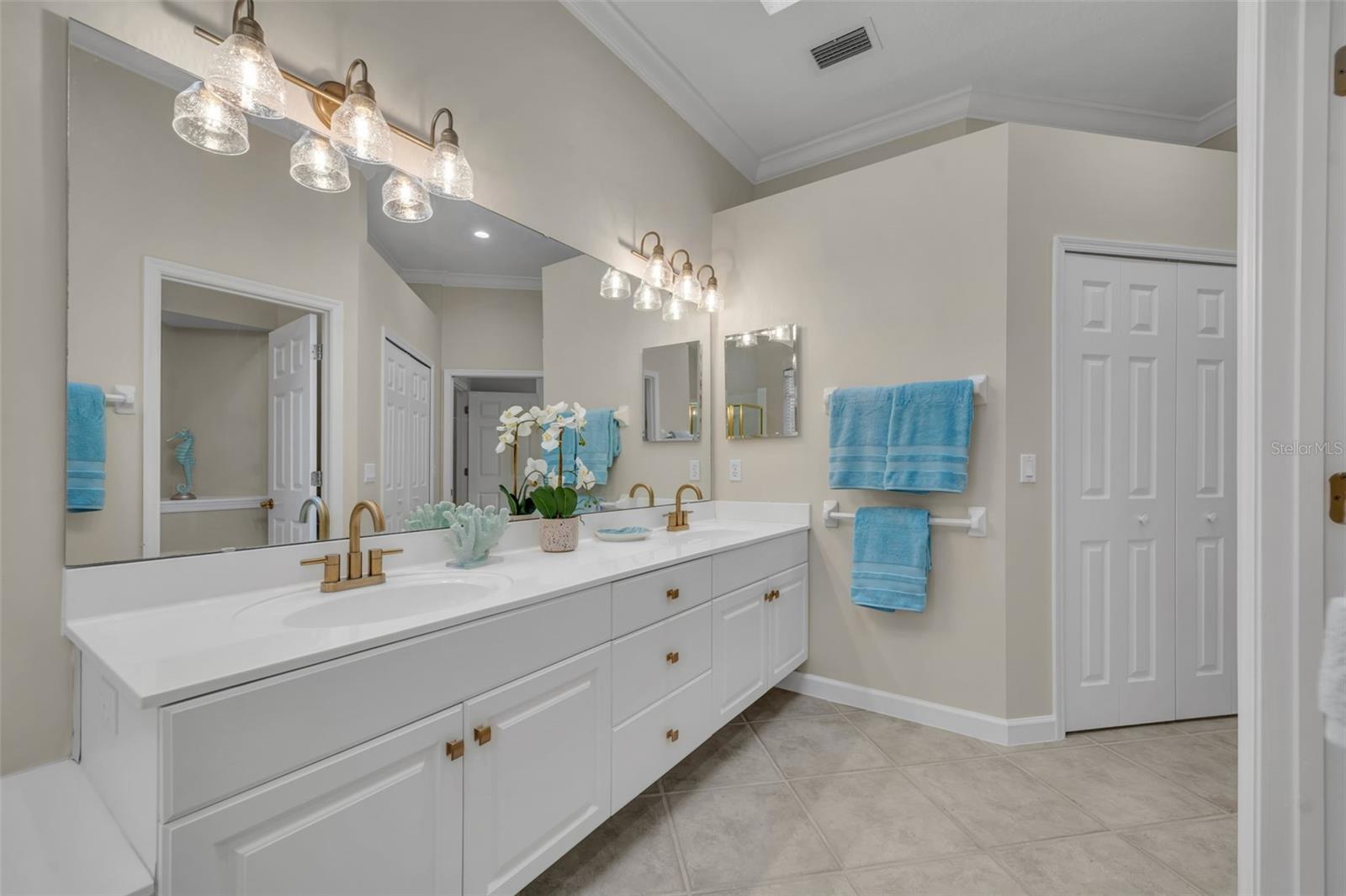 TEMPLE TERRACE - Residential