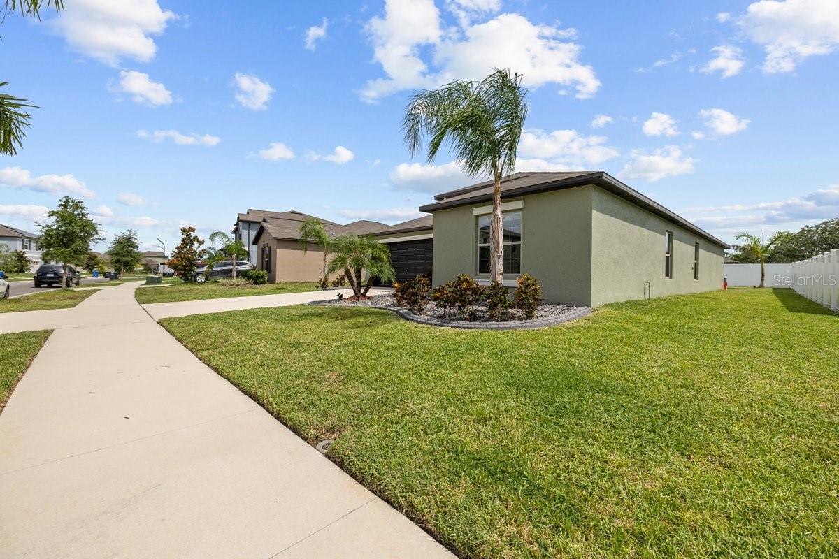 10333 SCARLET SKIMMER DRIVE