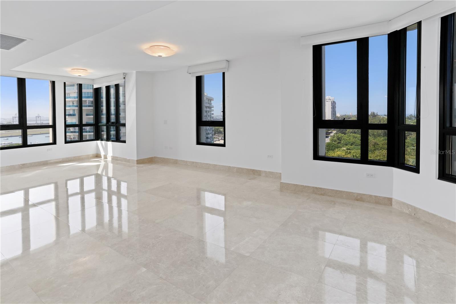 CARIBE PLAZA CONDOMINIUM - Residential