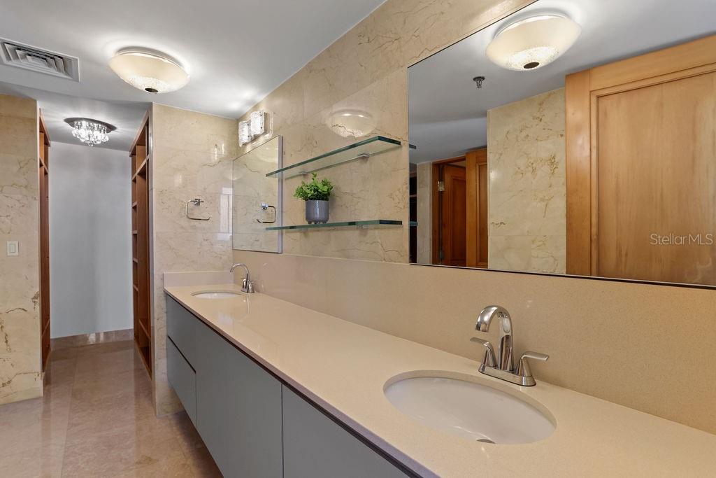 CARIBE PLAZA CONDOMINIUM - Residential