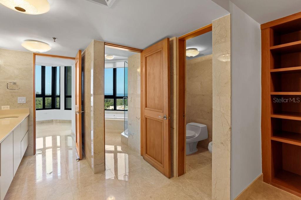 CARIBE PLAZA CONDOMINIUM - Residential