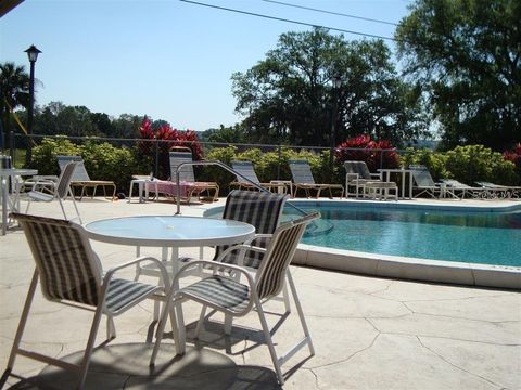 A home in LAKE WALES