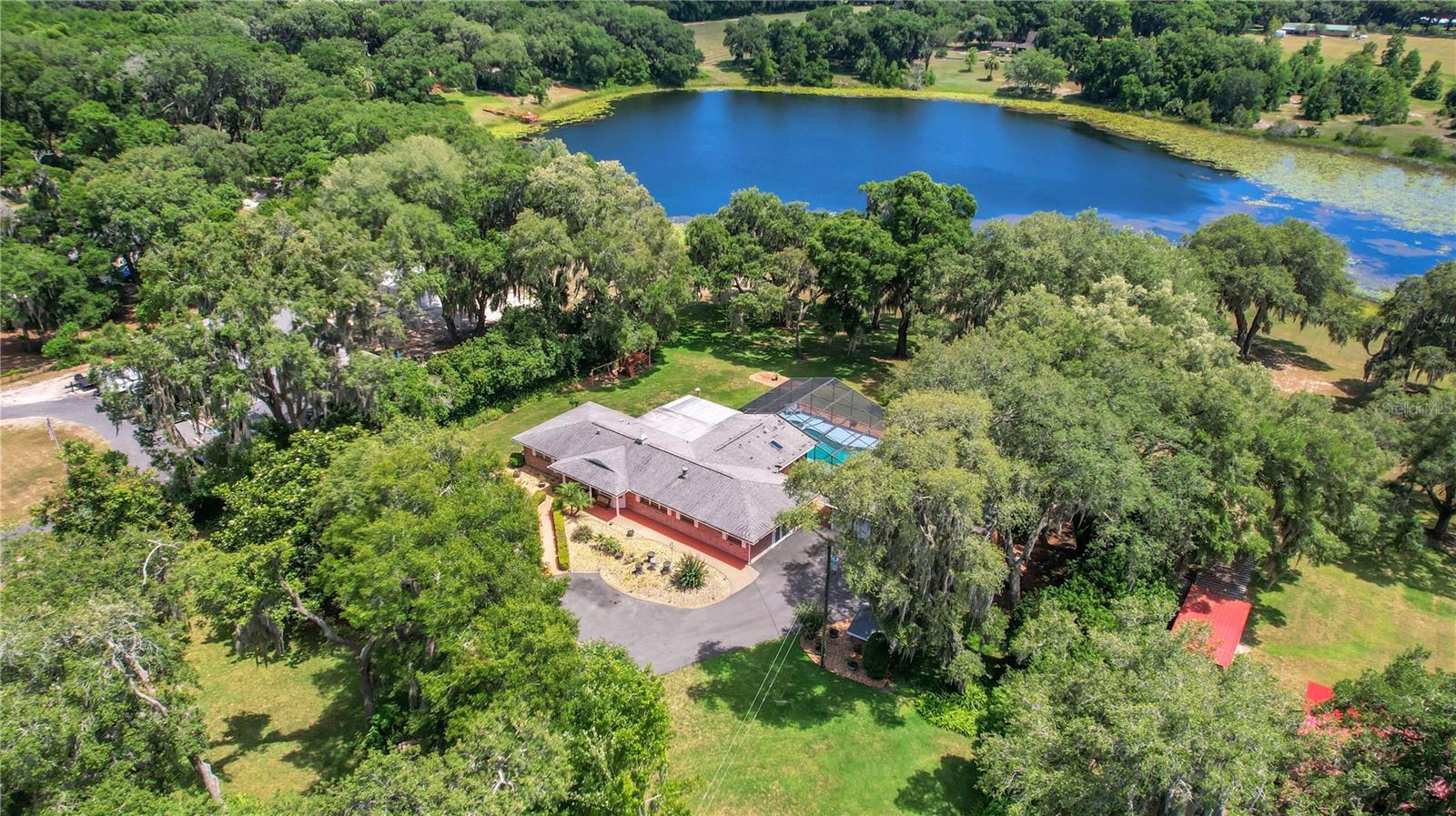2400 LAKE GRIFFIN ROAD