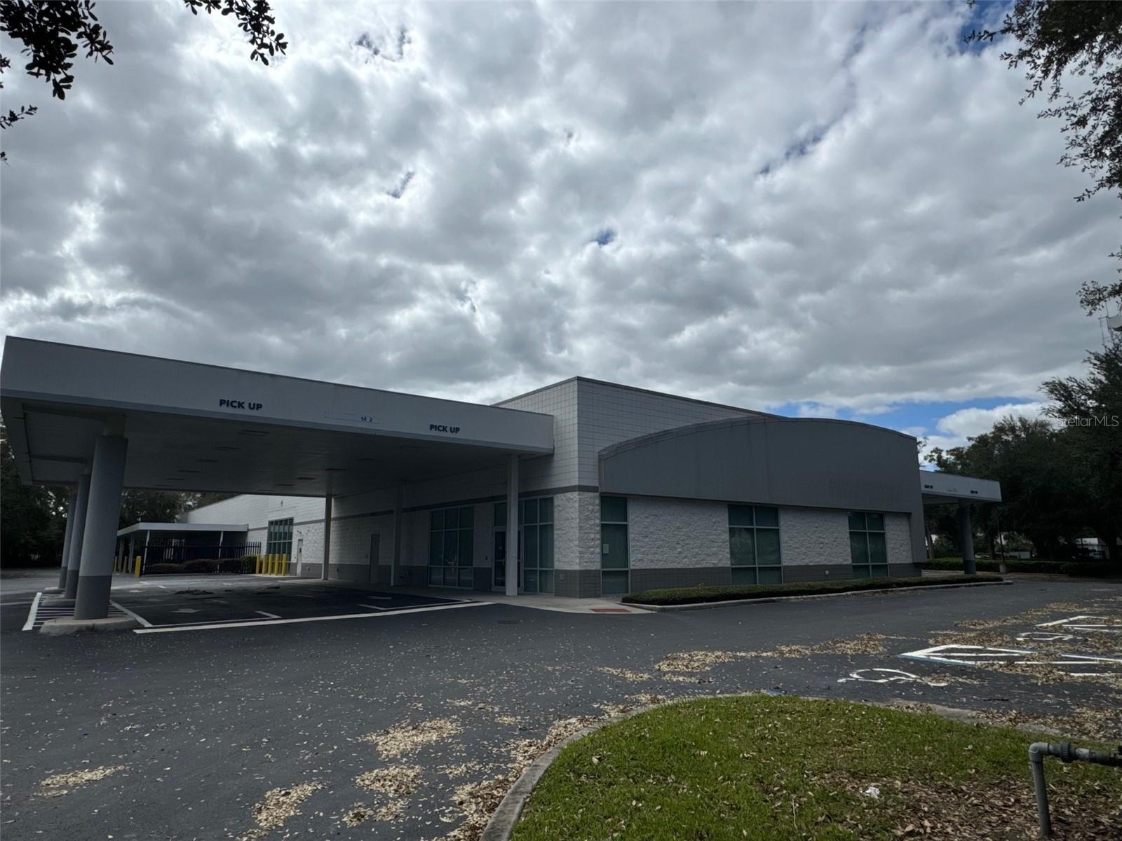 LORRAINE COMMERCE PARK - Commercial Sale