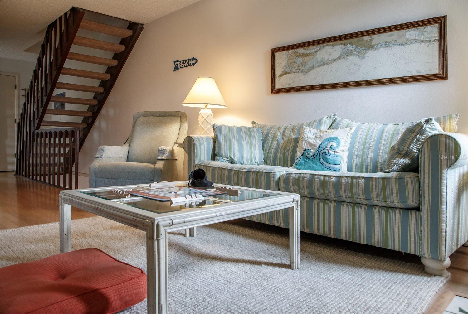 MIDNIGHT SEA - Residential Lease