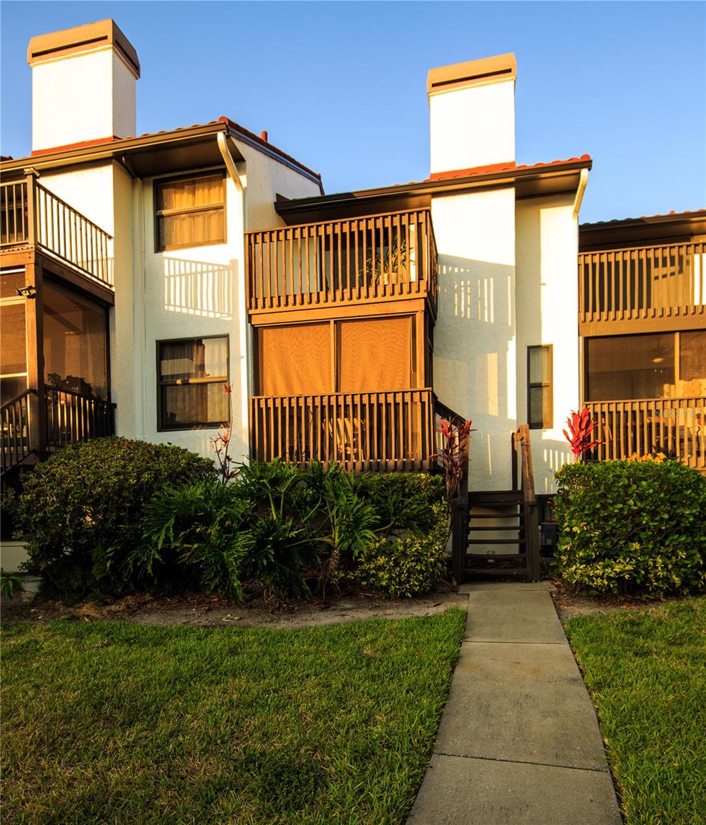 MIDNIGHT SEA - Residential Lease