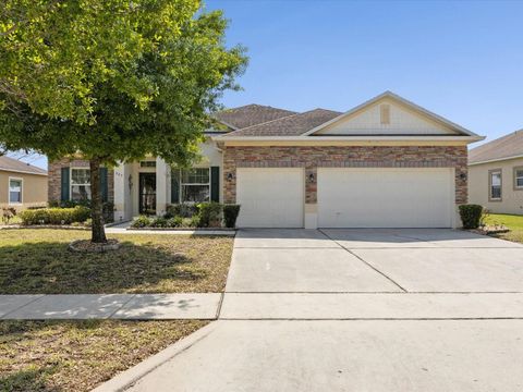Photo of 307 Gladesdale Street, Haines City, FL 33844 (MLS # O6391928)
