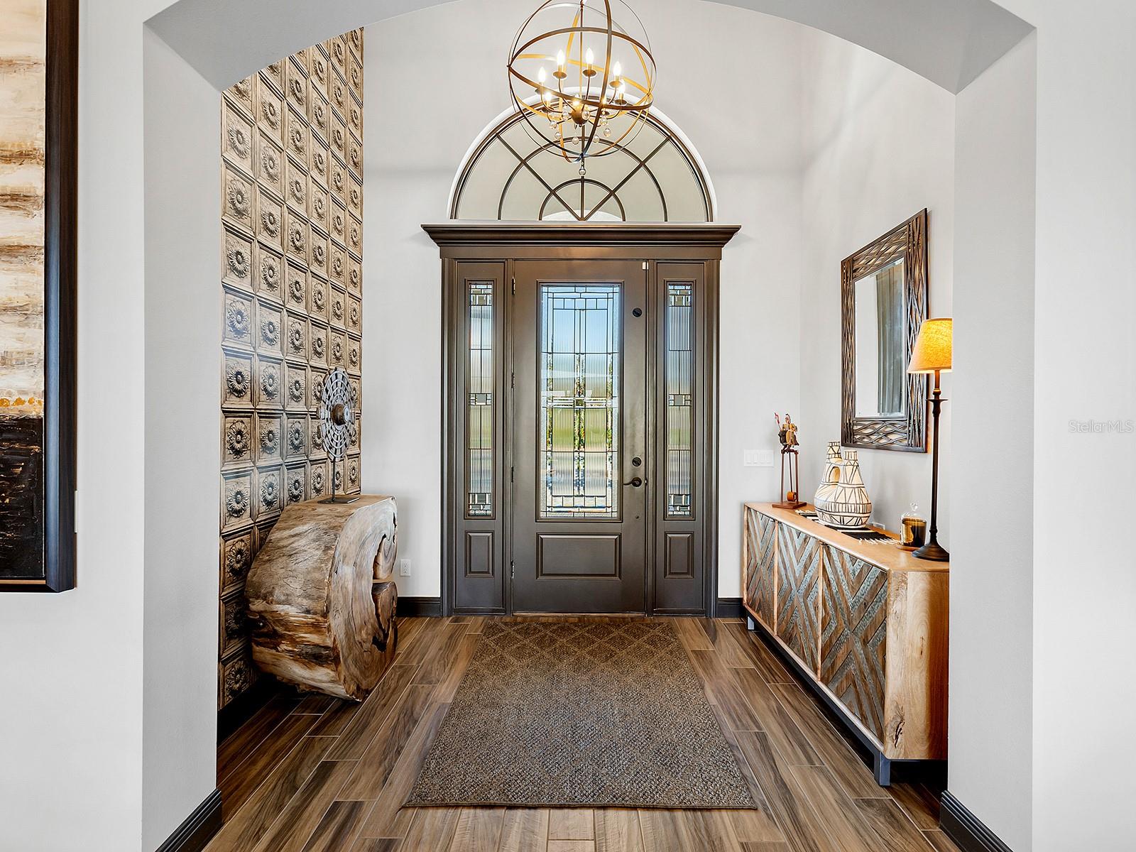 LAKE CLUB - Residential