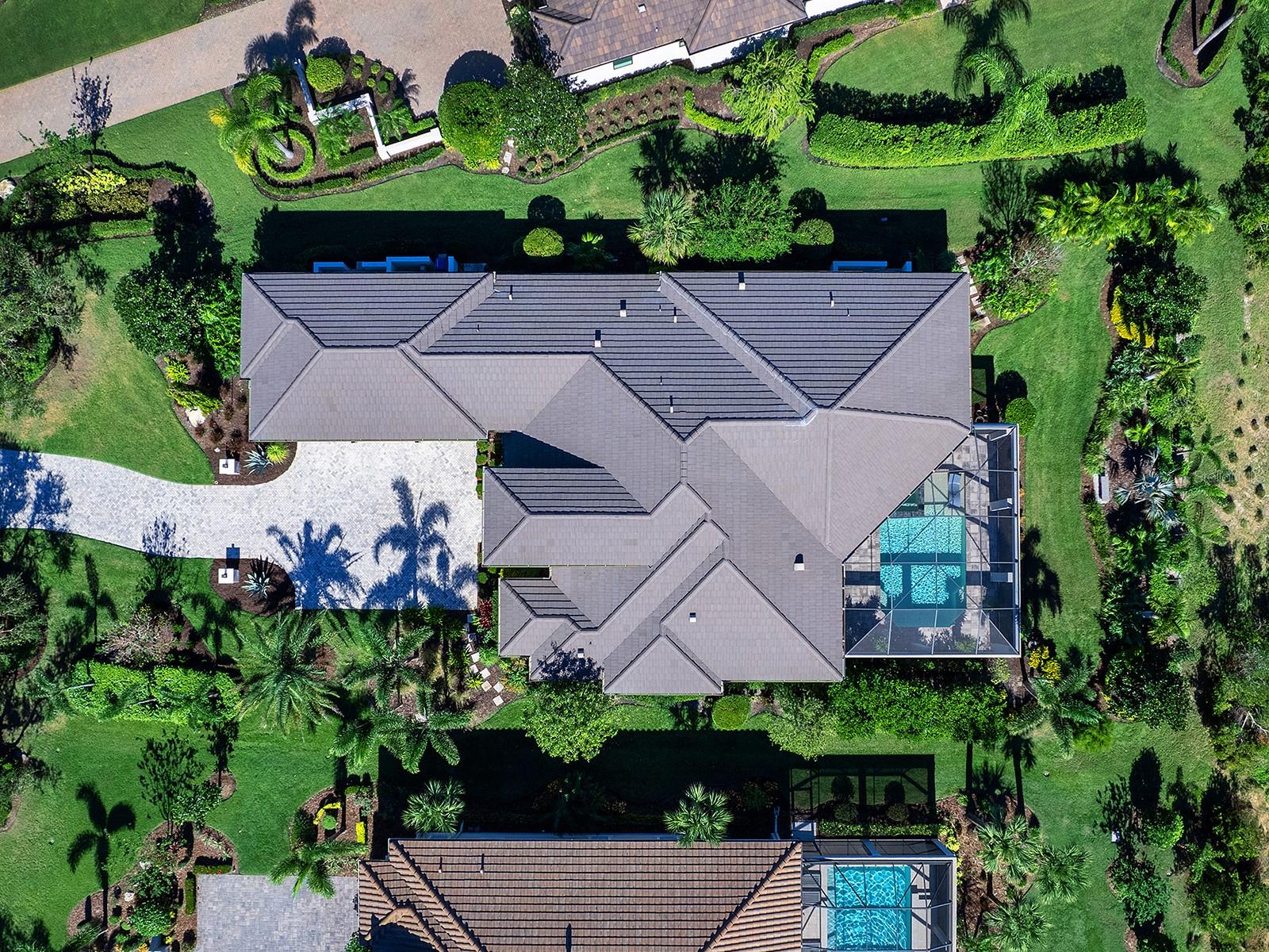 LAKE CLUB - Residential