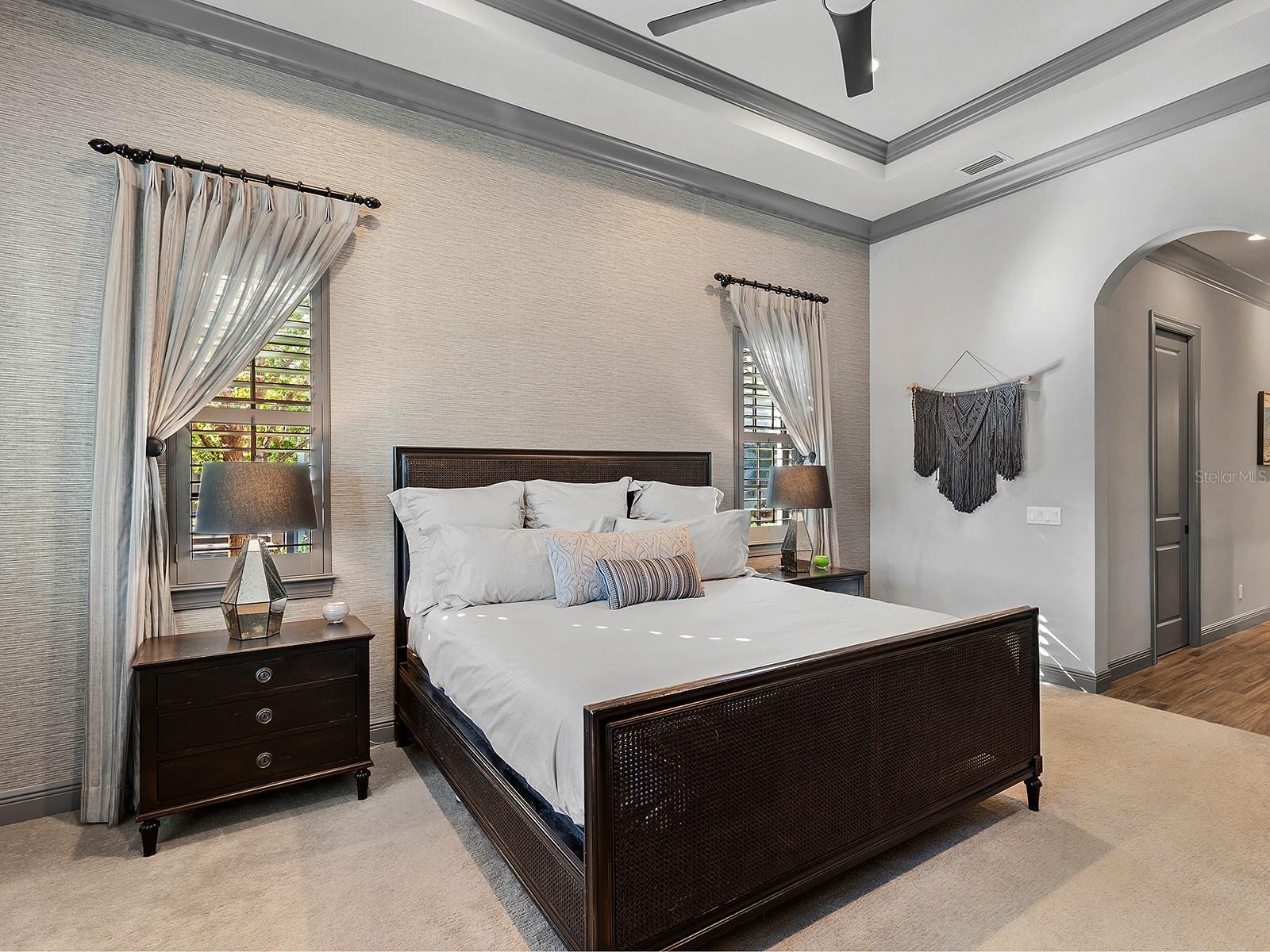 LAKE CLUB - Residential