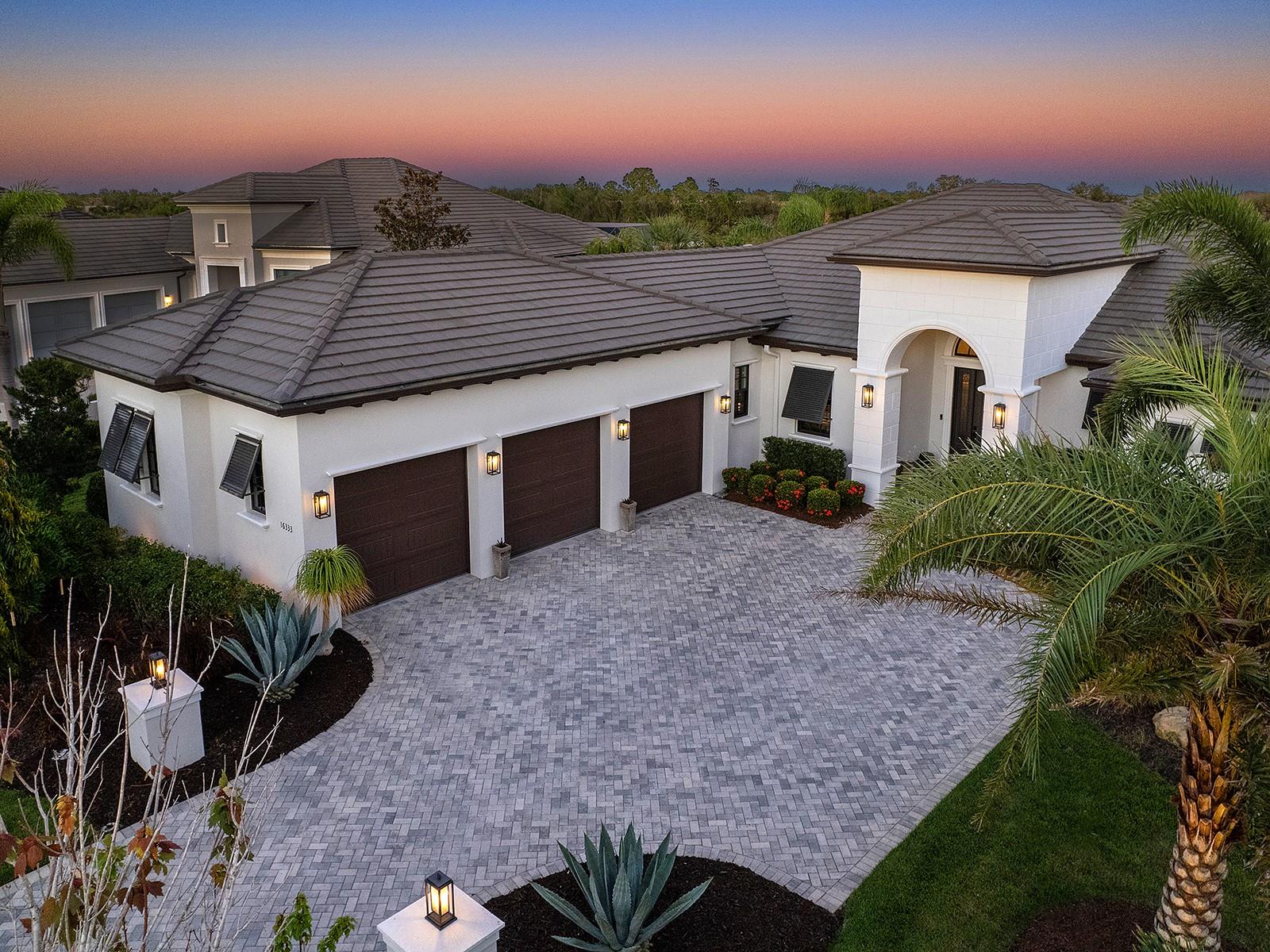 LAKE CLUB - Residential