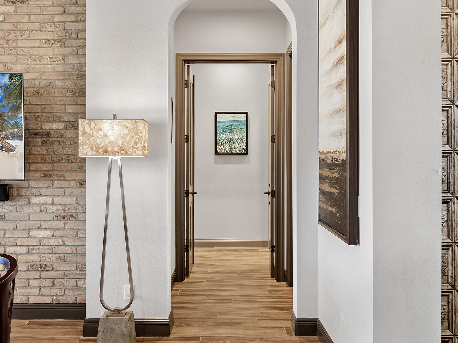 LAKE CLUB - Residential