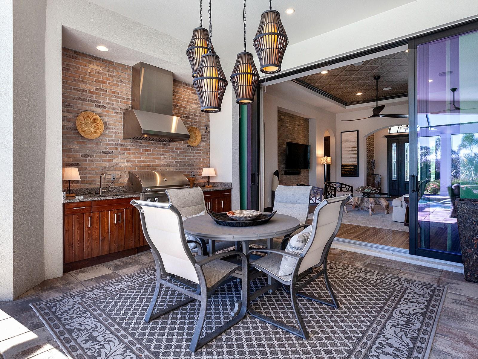 LAKE CLUB - Residential