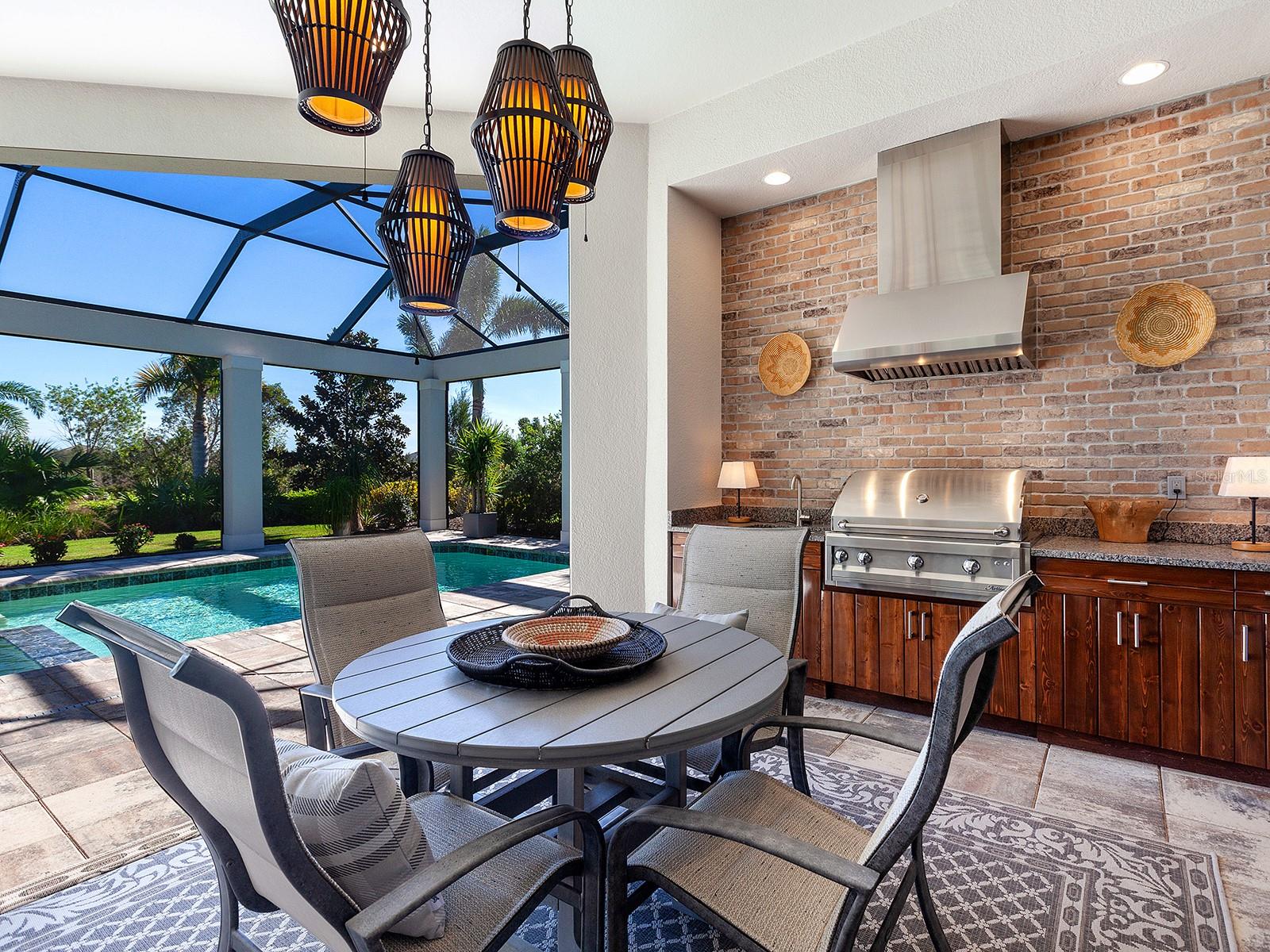 LAKE CLUB - Residential