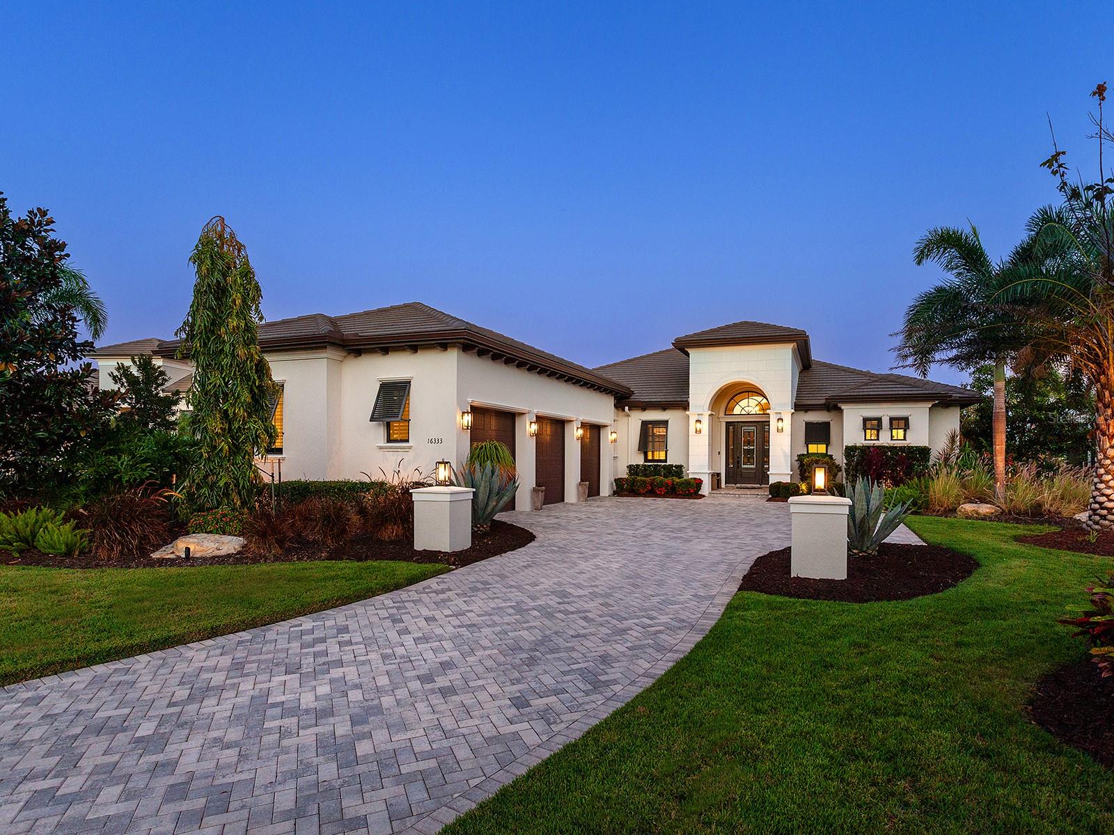 LAKE CLUB - Residential