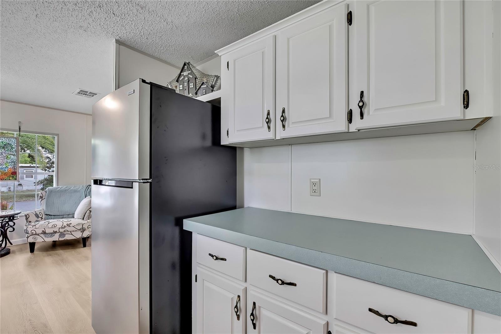 HIGH POINT COMMUNITY - Residential