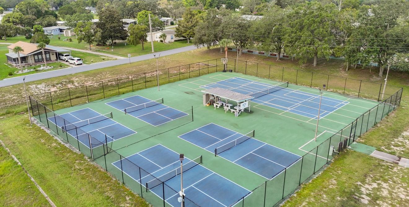 HIGH POINT COMMUNITY - Residential