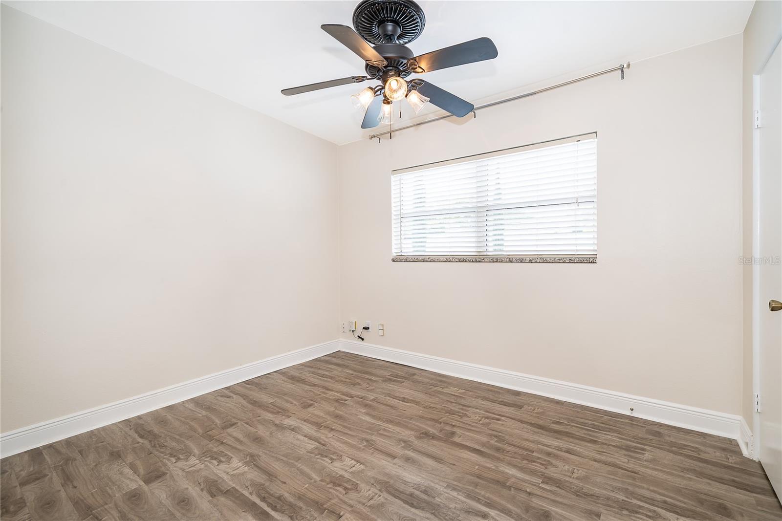 DOVER SHORES NINTH ADD - Residential