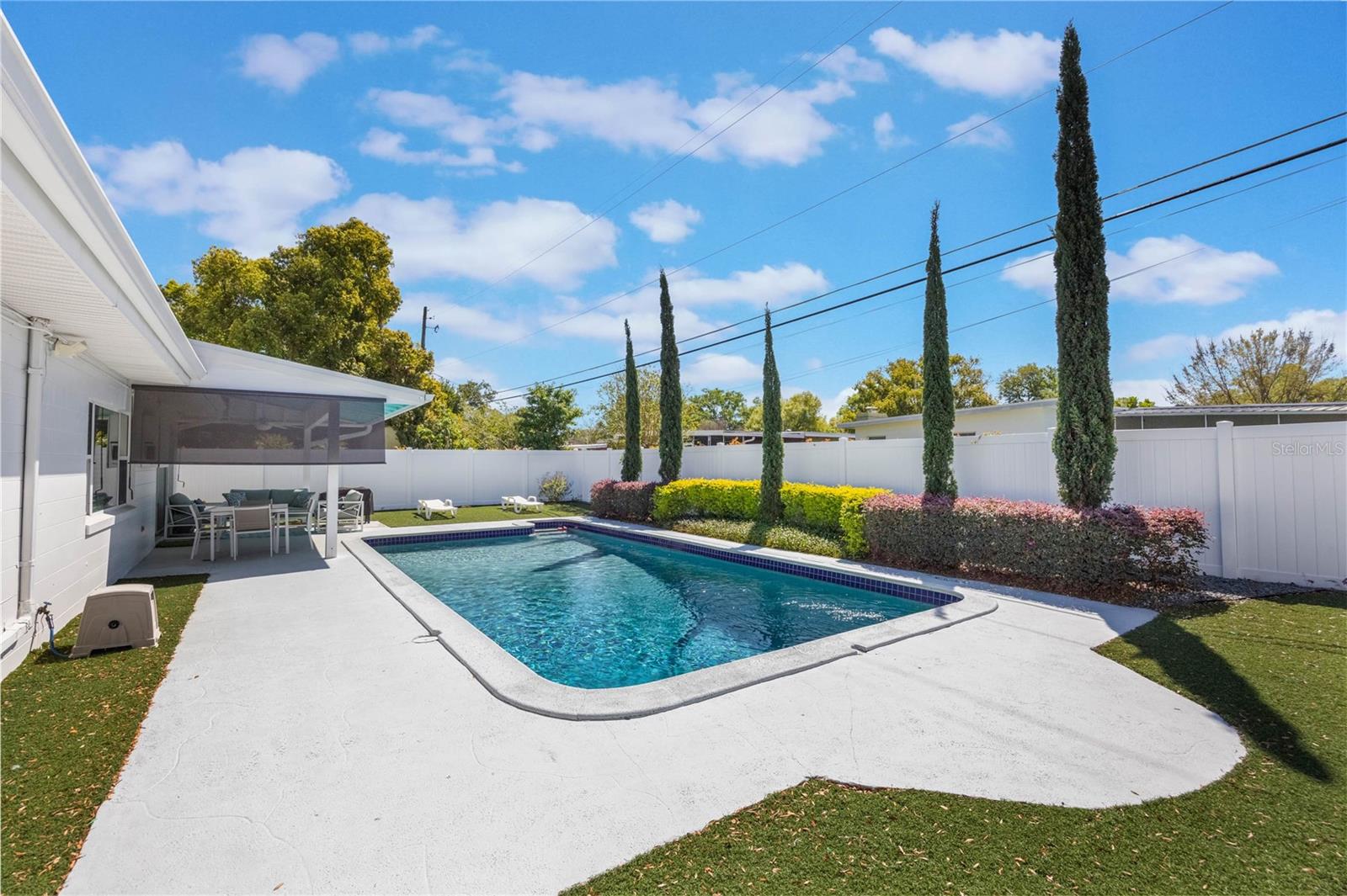 DOVER SHORES NINTH ADD - Residential