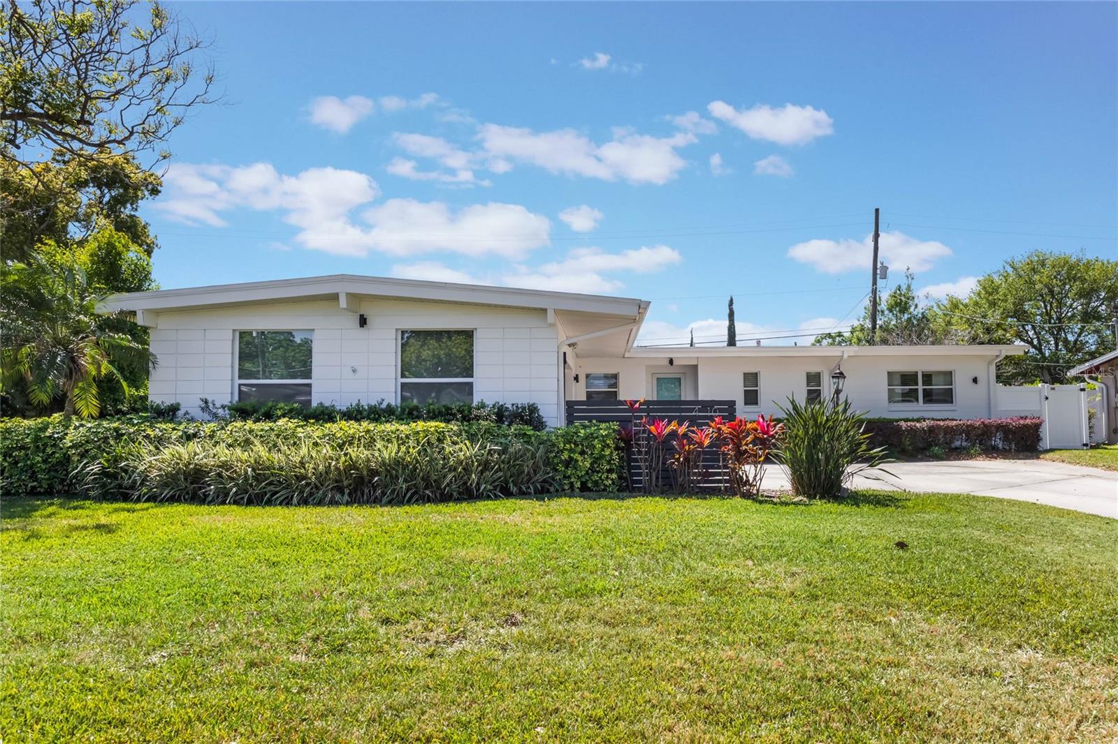 DOVER SHORES NINTH ADD - Residential