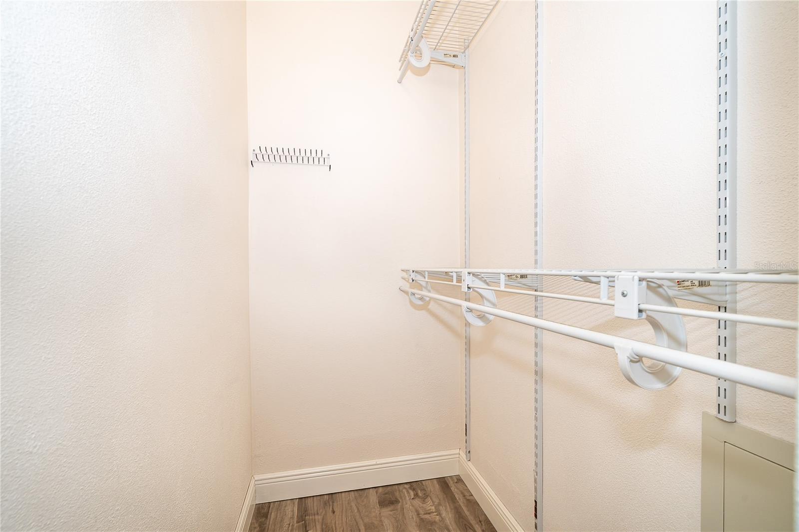 DOVER SHORES NINTH ADD - Residential