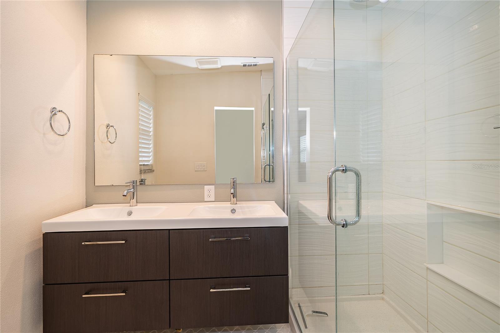 DOVER SHORES NINTH ADD - Residential