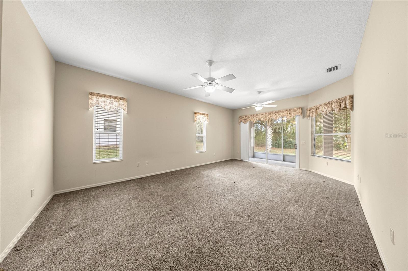 DAVIS LAKE GOLF ESTATES UNIT 06 - Residential