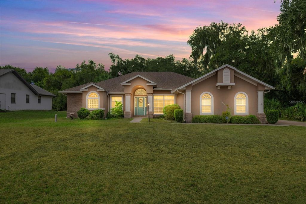 Photo of 3420 S Fairway Terrace, Inverness, FL 34450 (MLS # OM714087)