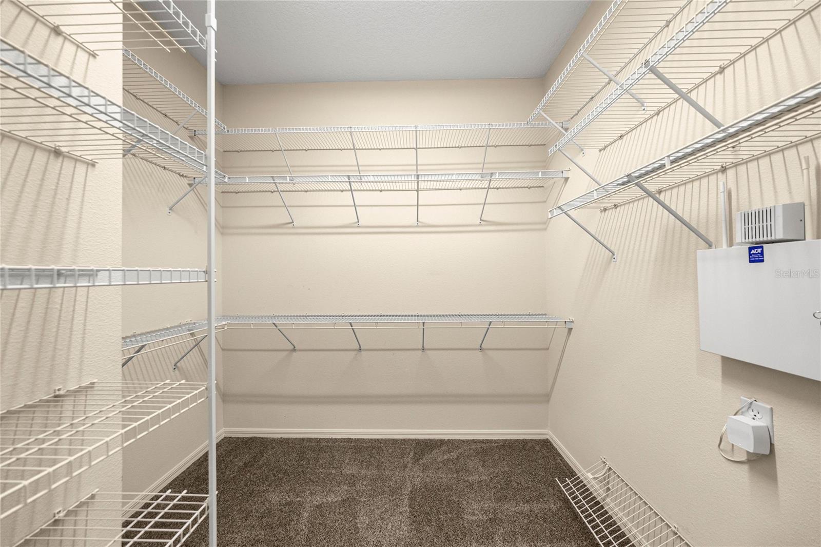 DAVIS LAKE GOLF ESTATES UNIT 06 - Residential