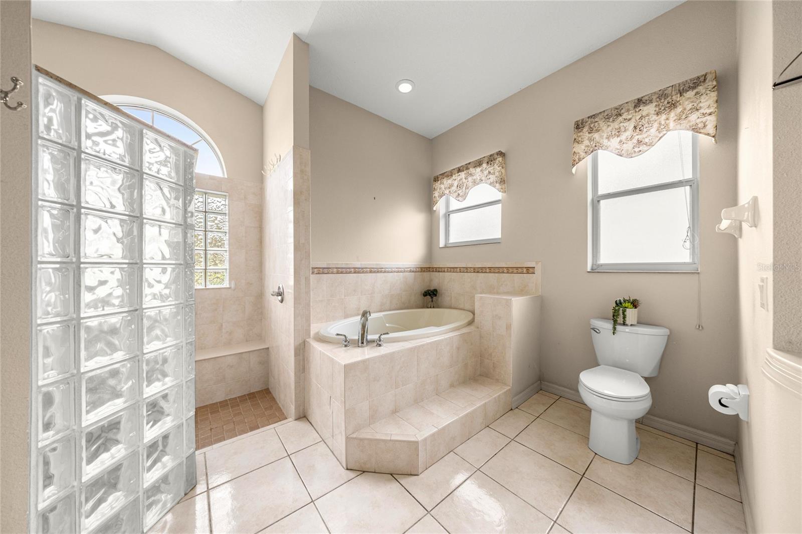 DAVIS LAKE GOLF ESTATES UNIT 06 - Residential