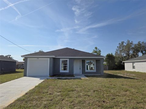 Photo of 135 Pierce St, Lake Wales, FL 33859 (MLS # P4937214)