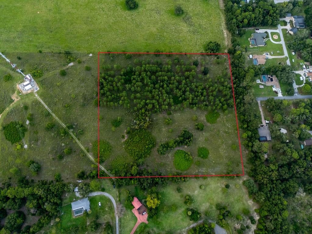 1083 N OBRIEN POINT