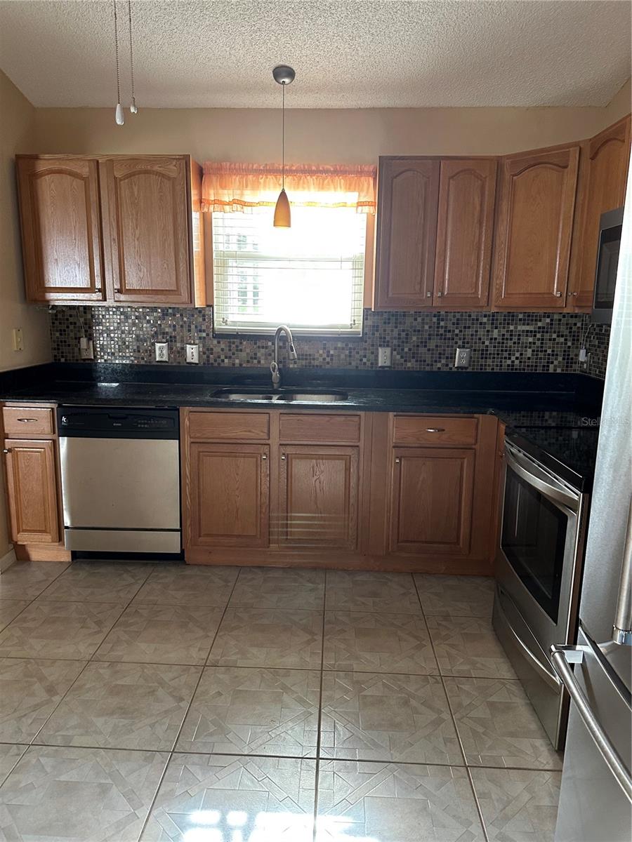 VILLAGES SUMTER - Residential Lease