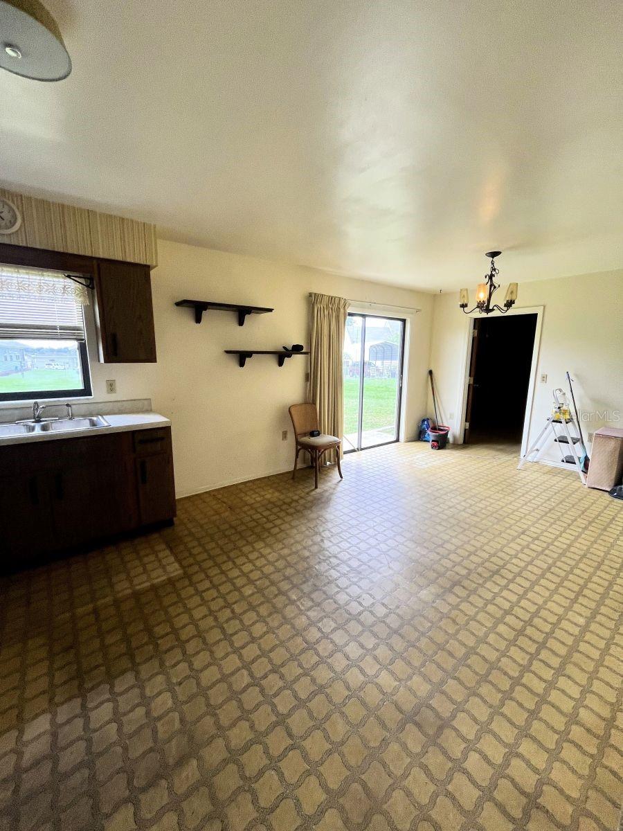 405 S SHORE DRIVE