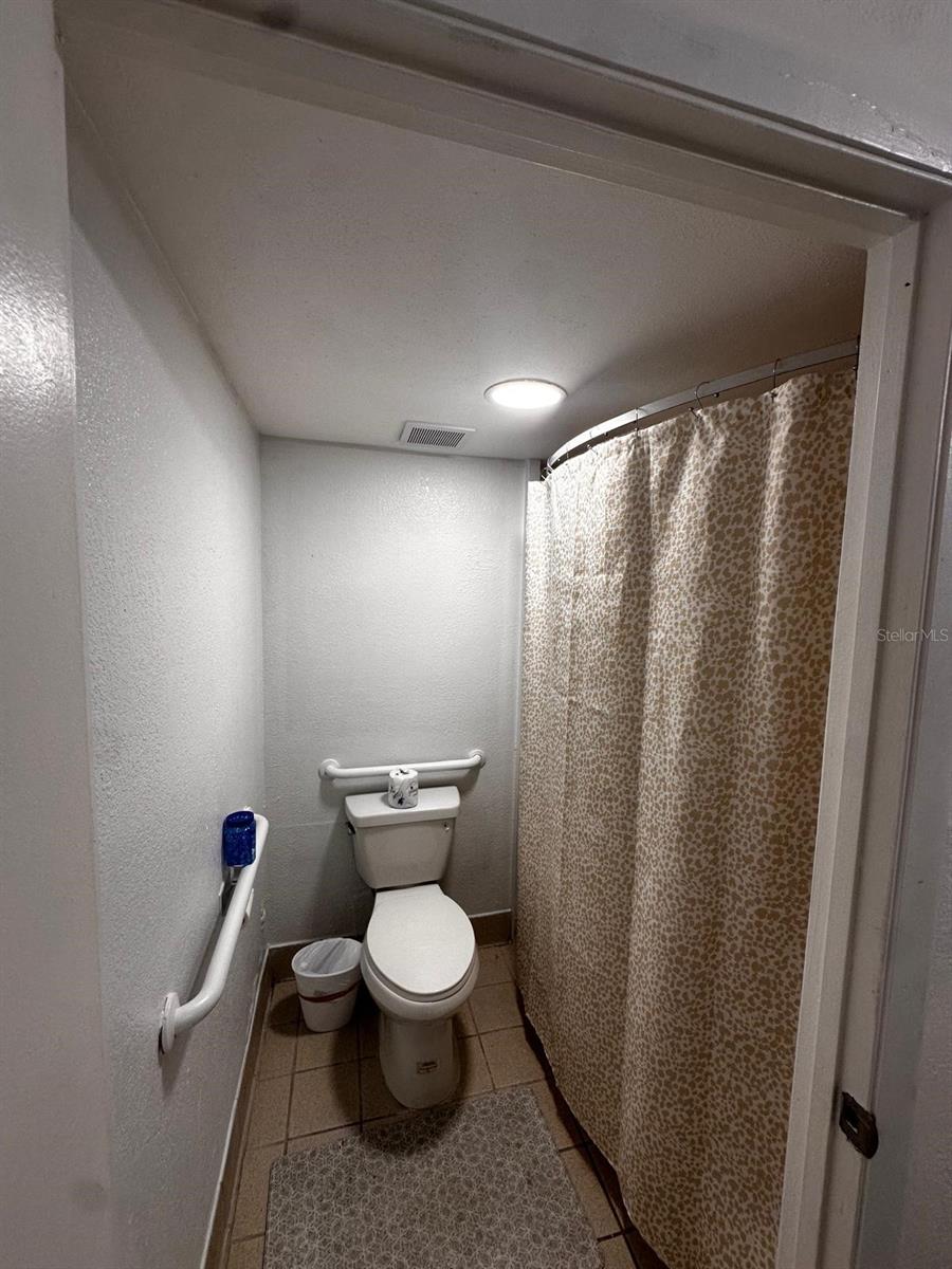 2050 CONDOTEL INN; A CONDO - Residential