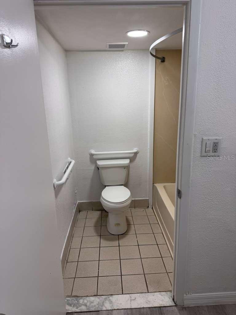 2050 CONDOTEL INN; A CONDO - Residential