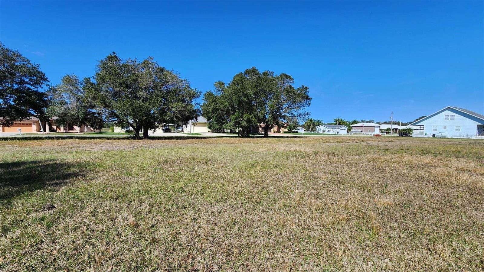 RIVER RANCH SHORES - Land