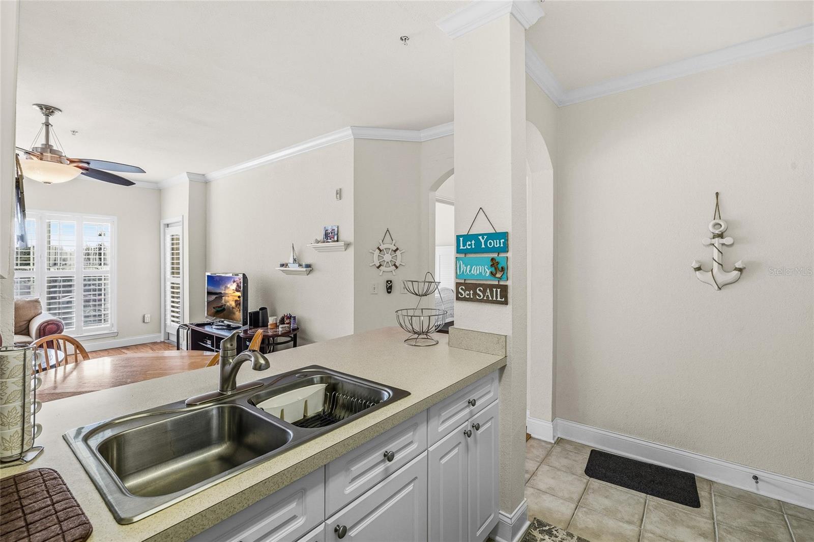 RESIDENCE AT RENAISSANCE - Residential Lease