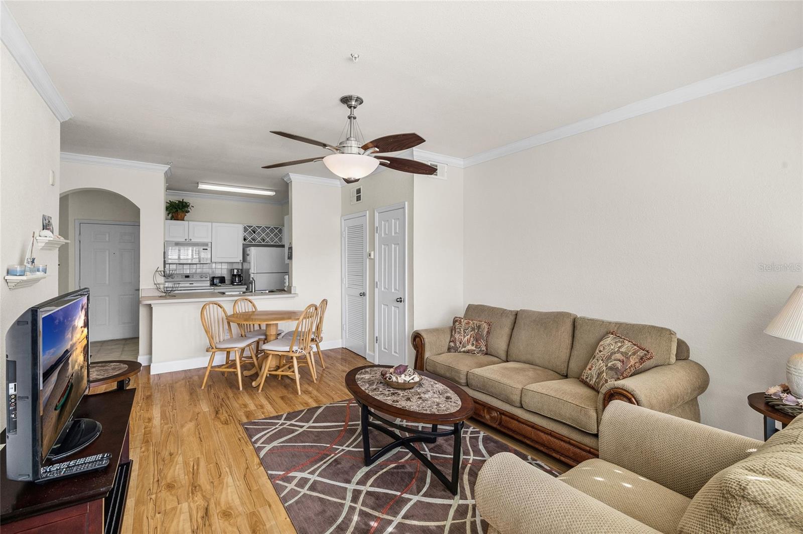 RESIDENCE AT RENAISSANCE - Residential Lease