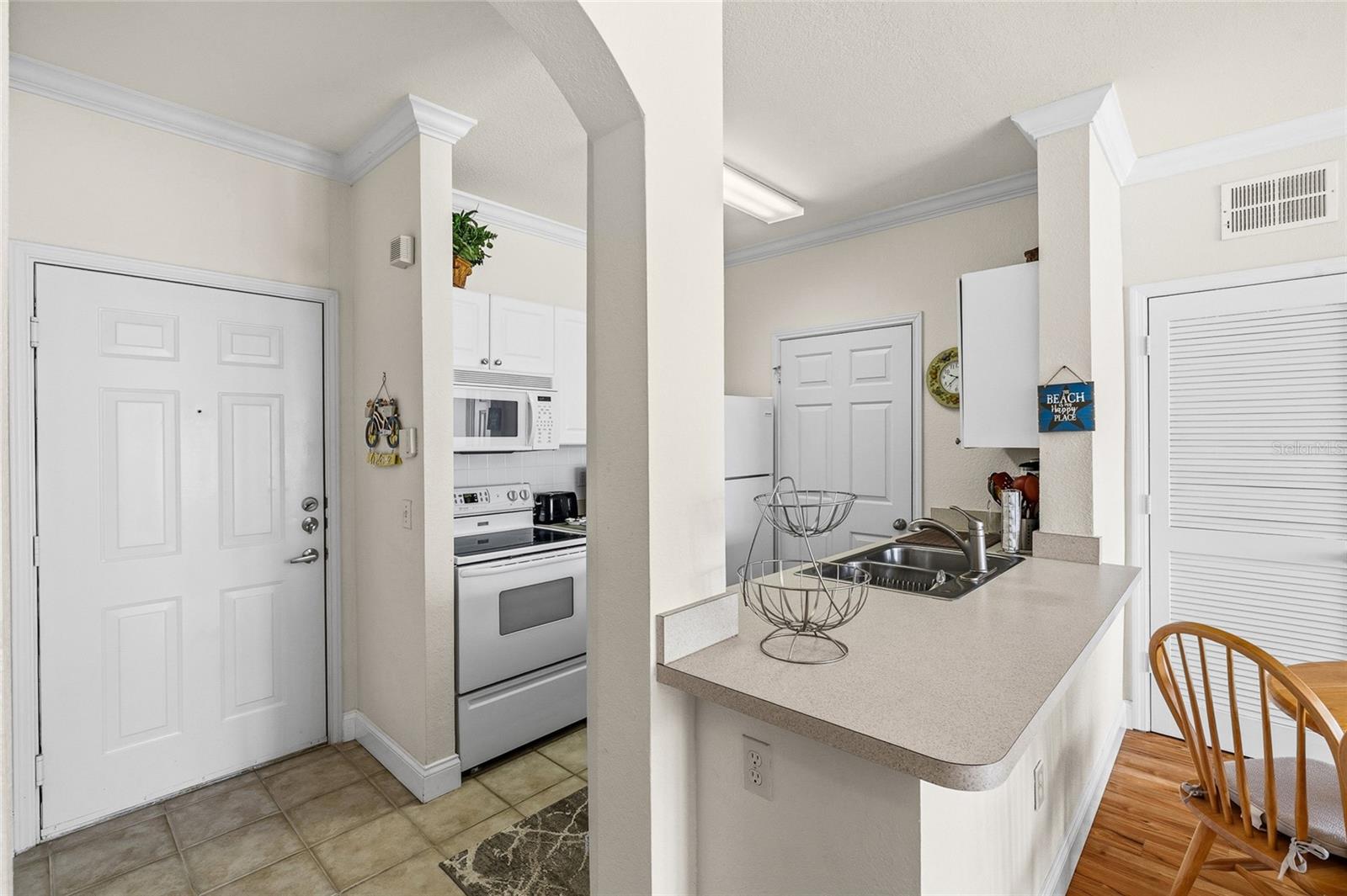 RESIDENCE AT RENAISSANCE - Residential Lease