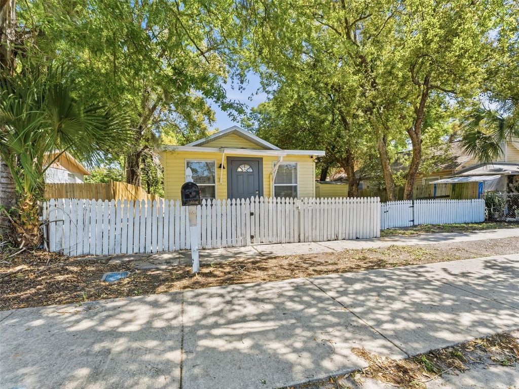 Photo of 8311 N 9th Street, Tampa, FL 33604 (MLS # TB8489310)