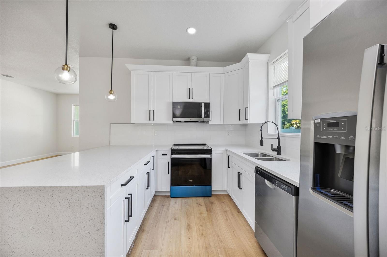 HENDRY & KNIGHTS ADD TO - Residential