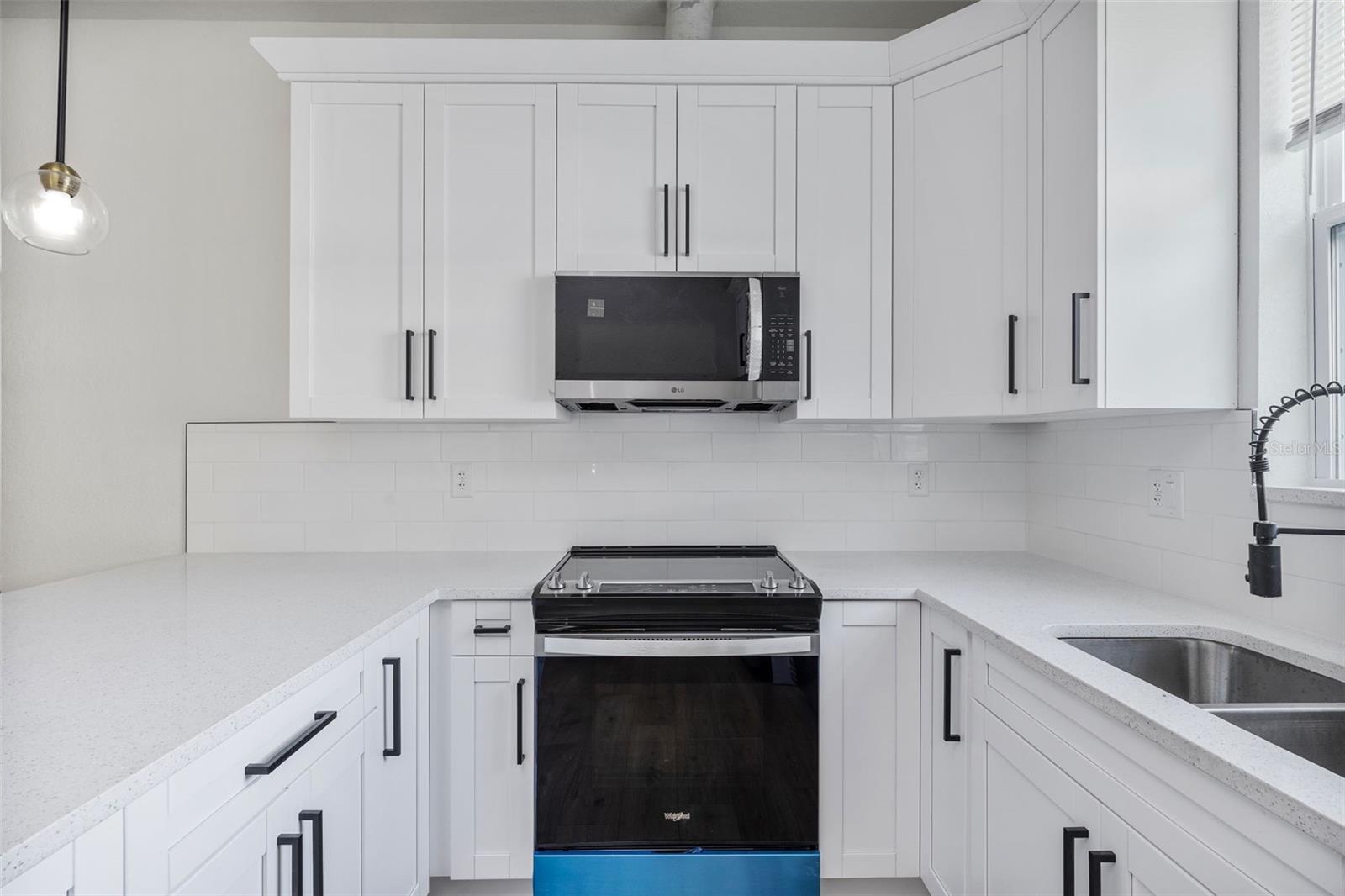 HENDRY & KNIGHTS ADD TO - Residential