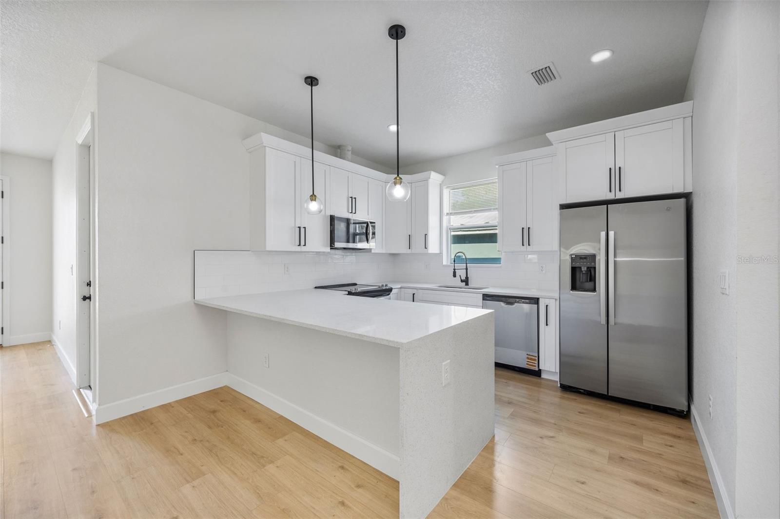 HENDRY & KNIGHTS ADD TO - Residential