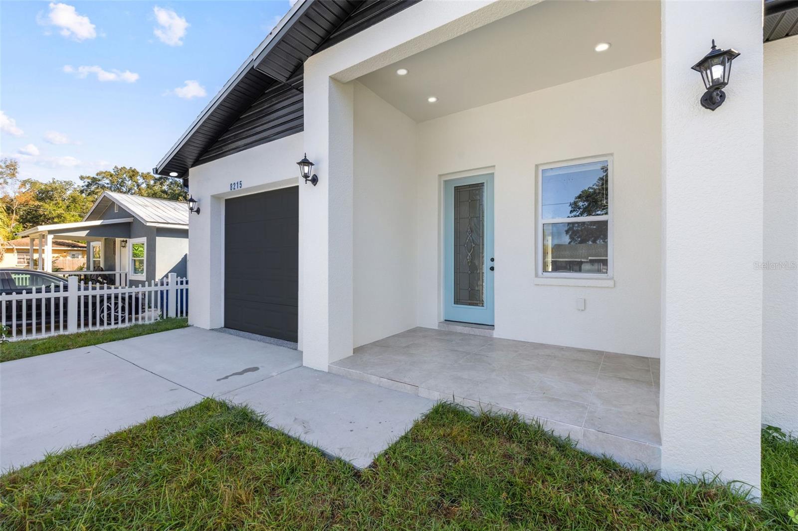 HENDRY & KNIGHTS ADD TO - Residential