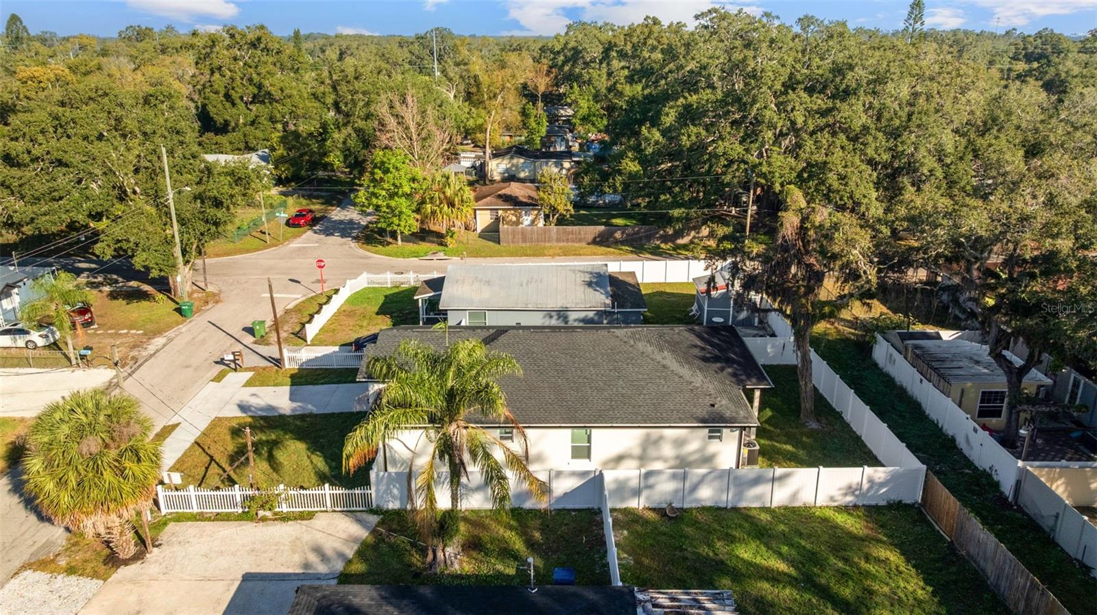 HENDRY & KNIGHTS ADD TO - Residential